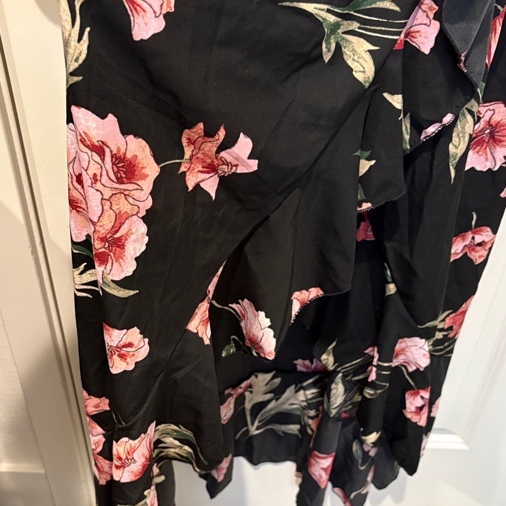 Indulge Elegant Black and Pink Floral Maxi Dress - Picture 6 of 7